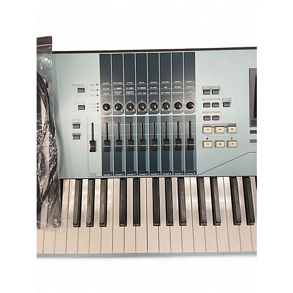 Used Yamaha Motif XS8 88 Key Keyboard Workstation