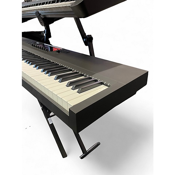 Used Native Instruments Komplete Kontrol S88 MIDI Controller