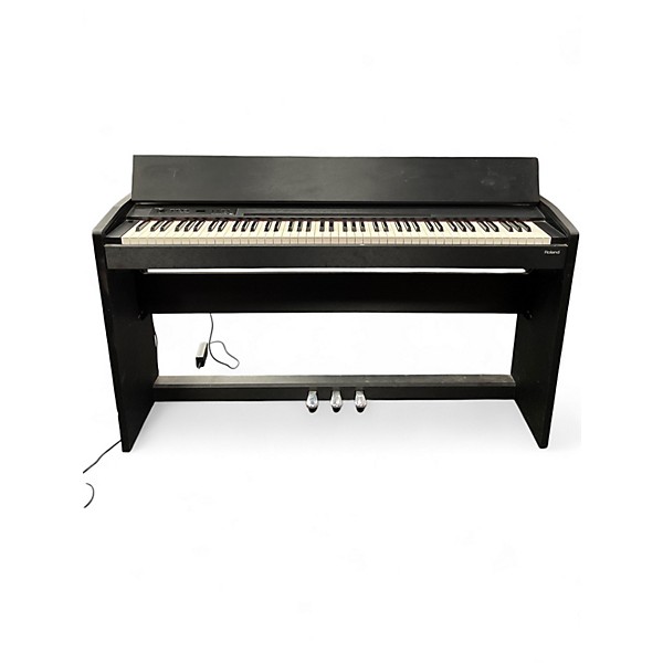 Used Roland F-120 Digital Piano