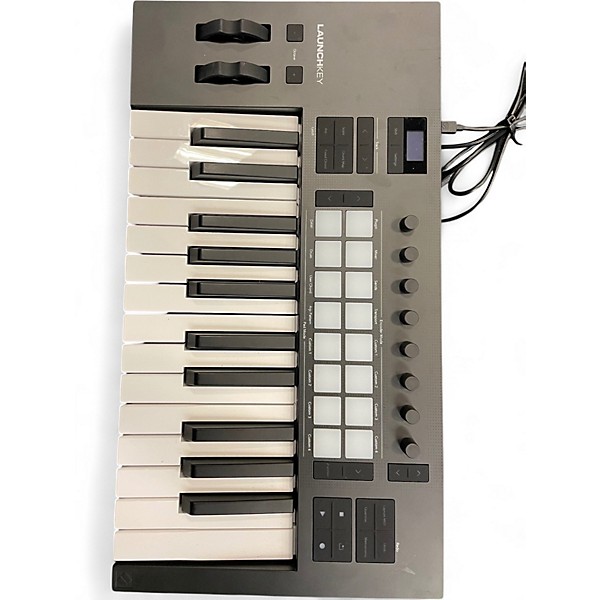 Used Novation Launchkey 25 Key MIDI Controller