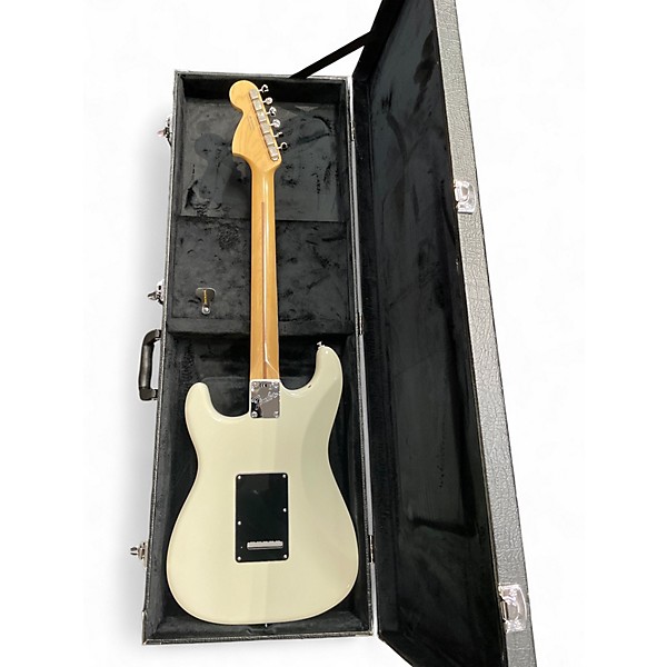 Used Fender American Performer Stratocaster SSS Pearl White Solid Body Electric Guitar
