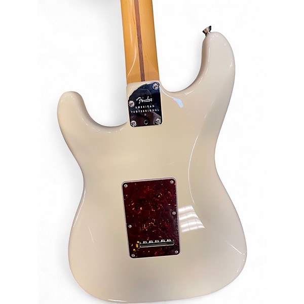 Used Fender American Pro II Strat Olympic White Solid Body Electric Guitar