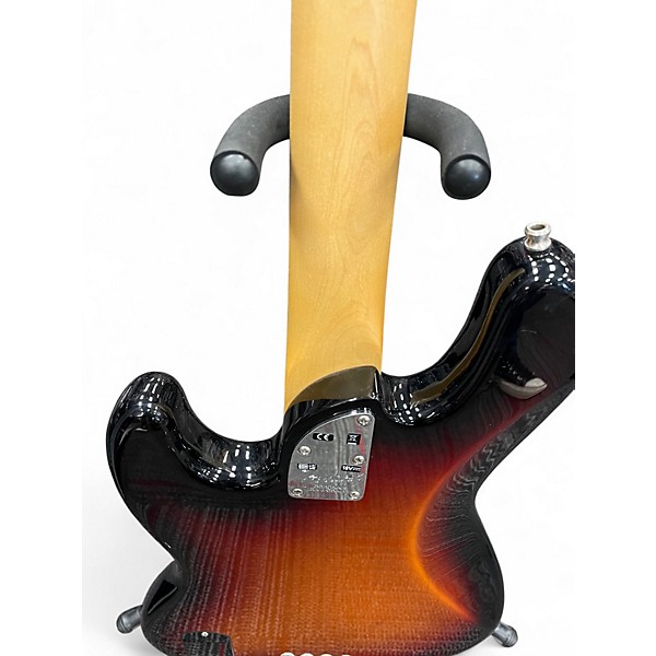 Used Fender JAZZ BASS 3 Color Sunburst Electric Bass Guitar