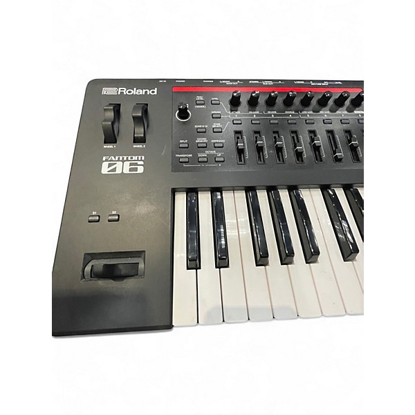 Used Roland Fantom 06 Keyboard Workstation