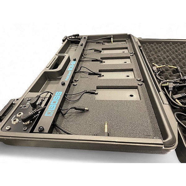 Used BOSS PCB80 Pedal Board