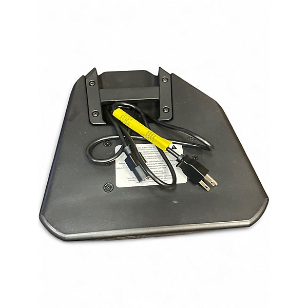 Used Peavey RBN110 Powered Speaker