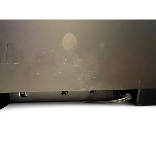 Used Yamaha P143 Digital Piano