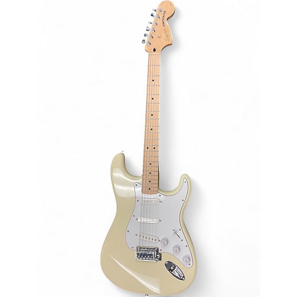 【中古】Squier Affinity Stratocaster Used Squier Affinity Stratocaster Olympic White Solid Body