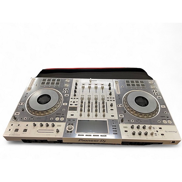 Pioneer DJ XDJ-XZ DJコントローラー美品 Pioneer XDJ-XZ Professional DJ system and FZGSXDJXZW1BL Hard