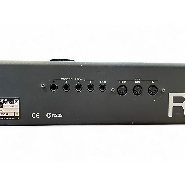 Used Roland XP60 Synthesizer