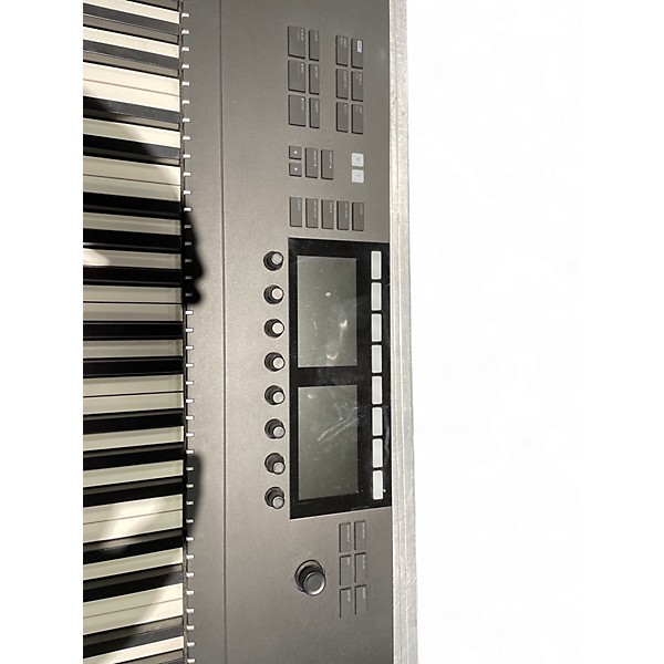 Used Native Instruments Komplete Kontrol S88 MK2 MIDI Controller