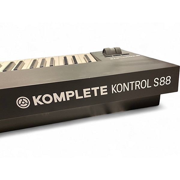 Used Native Instruments Komplete Kontrol S88 MK2 MIDI Controller