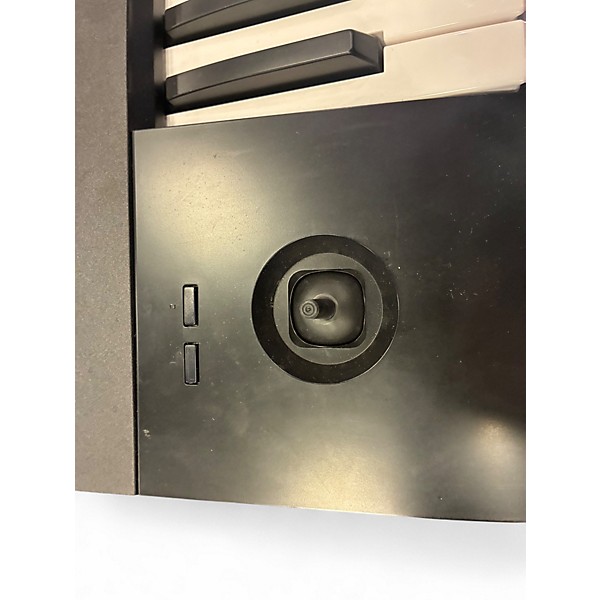 Used KORG NAUTILUS-61 Keyboard Workstation