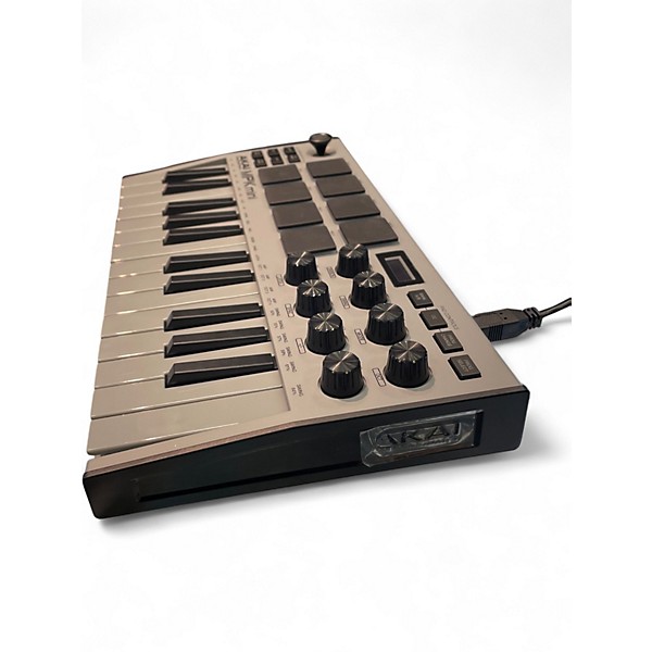 Used Akai Professional MPK Mini MIDI Controller | Guitar Center