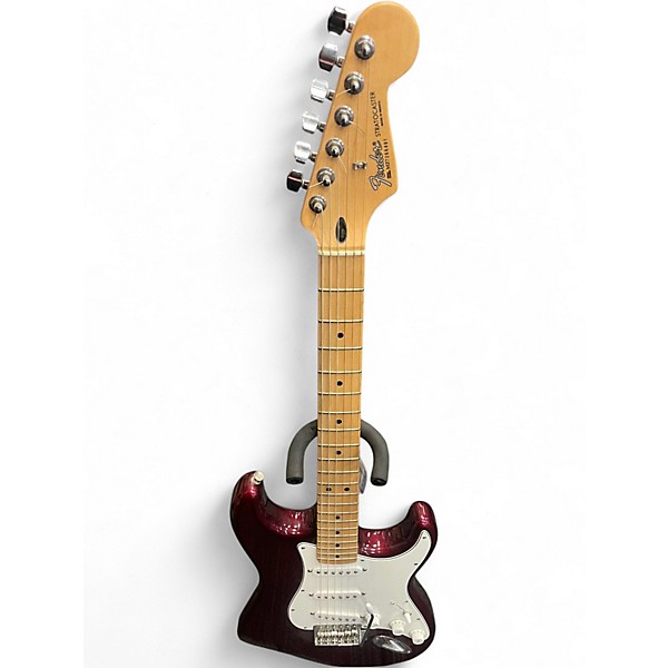 Used 2007 Fender Standard Stratocaster Maroon Solid Body Electric Guitar