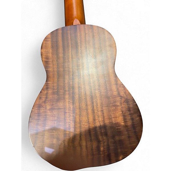 Used Islander AS-4 Natural Ukulele