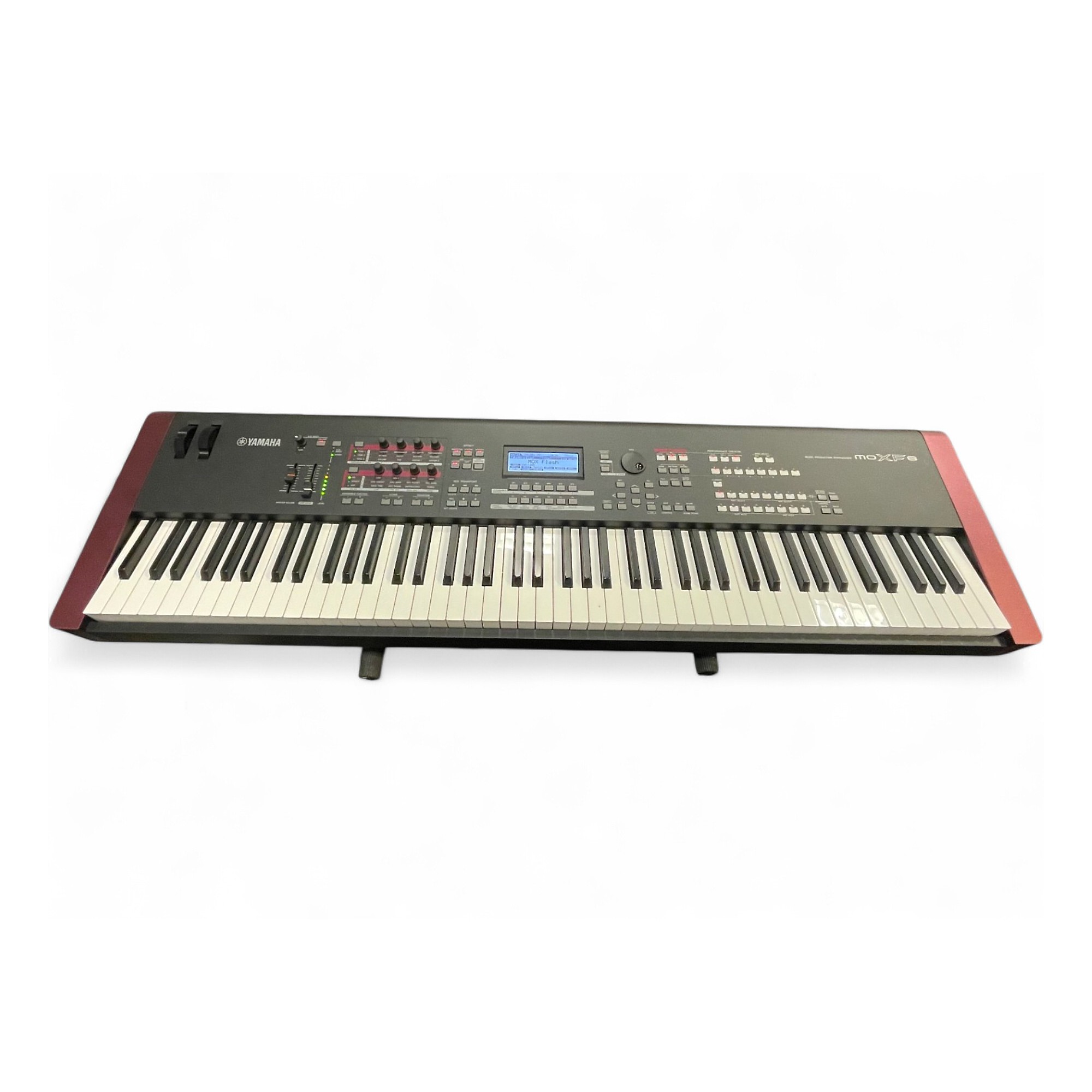 Used Yamaha MOXF8 88 Key Keyboard Workstation | Guitar Center