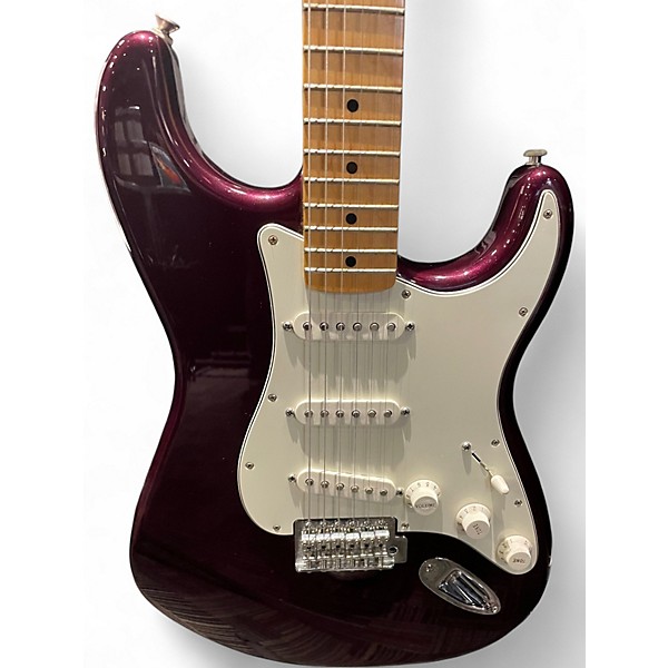 Used 2014 Fender Standard Stratocaster Midnight Wine Solid Body Electric Guitar