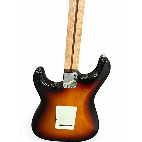 Used 2016 Fender Custom Deluxe NOS Stratocaster 3 Color Sunburst Solid Body Electric Guitar