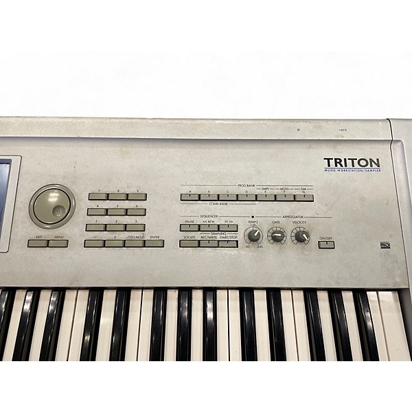 Used KORG Triton Studio 88 Key Keyboard Workstation