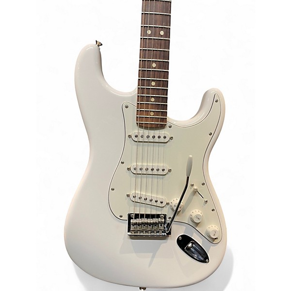Used Fender Player Stratocaster White Solid Body Electric Guitar