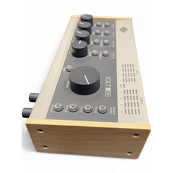 Used 2020s Universal Audio volt 4 76 p Audio Interface