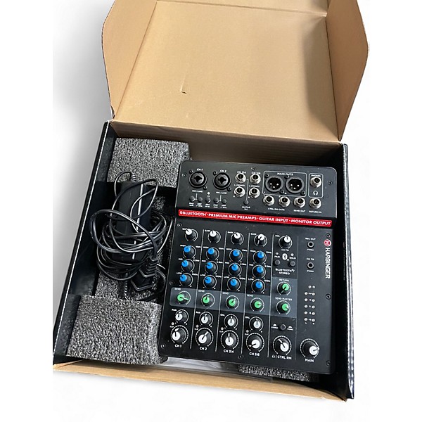 Used Harbinger LV8 Unpowered Mixer