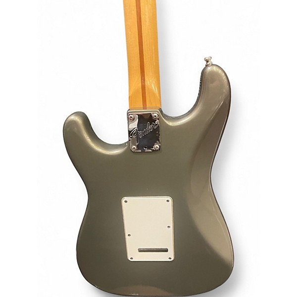 Vintage 1988 Fender American Standard Stratocaster Inca Silver Solid Body Electric Guitar