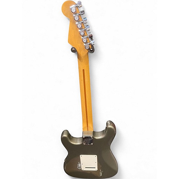 Vintage 1988 Fender American Standard Stratocaster Inca Silver Solid Body Electric Guitar