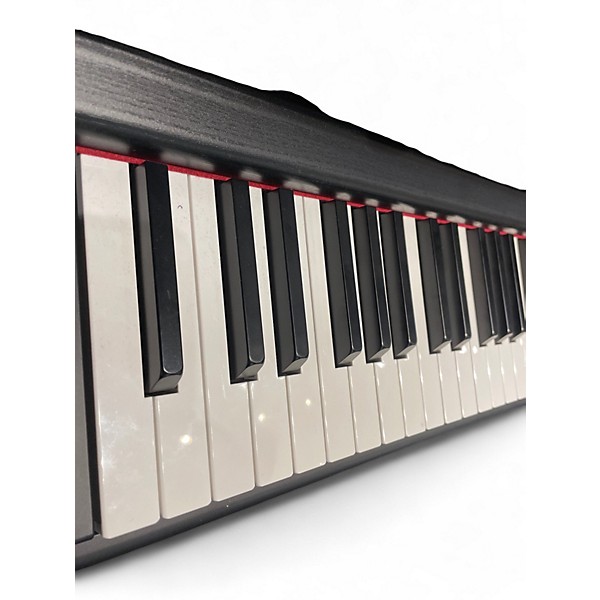 Used Yamaha DGX670 Digital Piano
