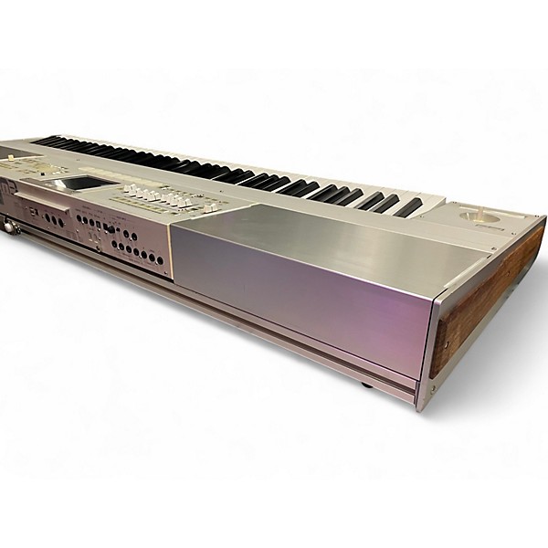Used KORG M3 88 Key Keyboard Workstation