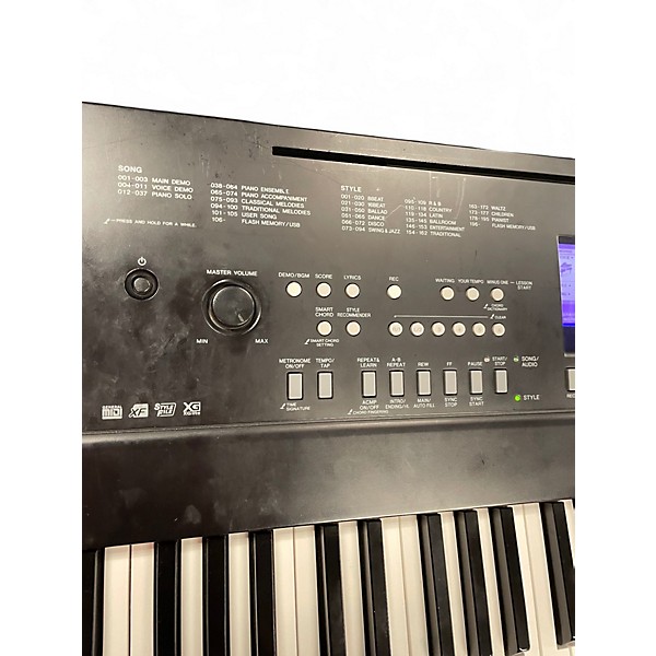 Used Yamaha DGX650 88 Key Portable Keyboard