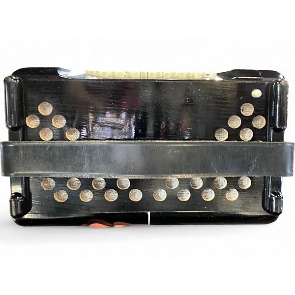 Used 1952 Hohner student avm Accordion