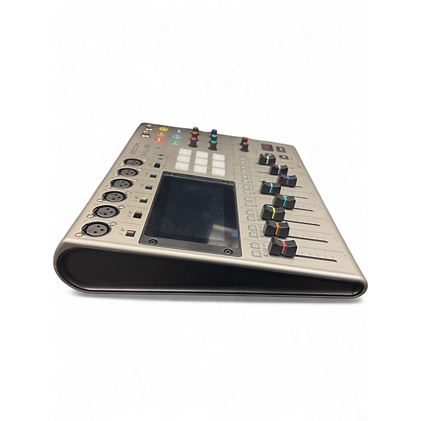 Used Zoom PodTrak P8 Portable Multitrack Podcast Recorder MultiTrack Recorder