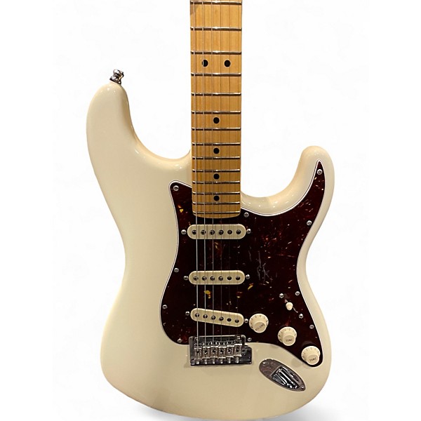 Used Fender American Professional II Stratocaster Olympic White Solid Body Electric Guitar