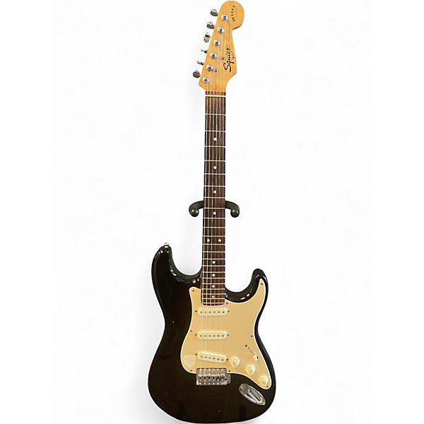 美品 メンテ済 Squier BULLET STRATOCASTER BLK Squier Bullet Stratocaster HSS with Tremolo Limited-Edition