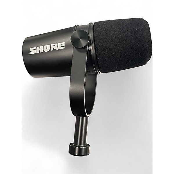 Used Shure MV7X Dynamic Microphone | Guitar Center