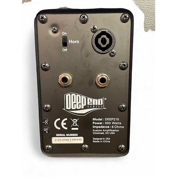 Used Kustom DEEP210 Bass Cabinet