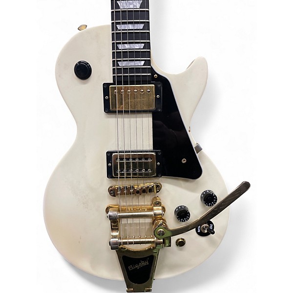 Used Gibson Les Paul Studio Alpine White Solid Body Electric Guitar