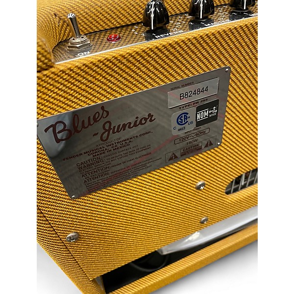 Used Fender Blues Junior Lacquered Tweed 15W Tube Guitar Combo Amp