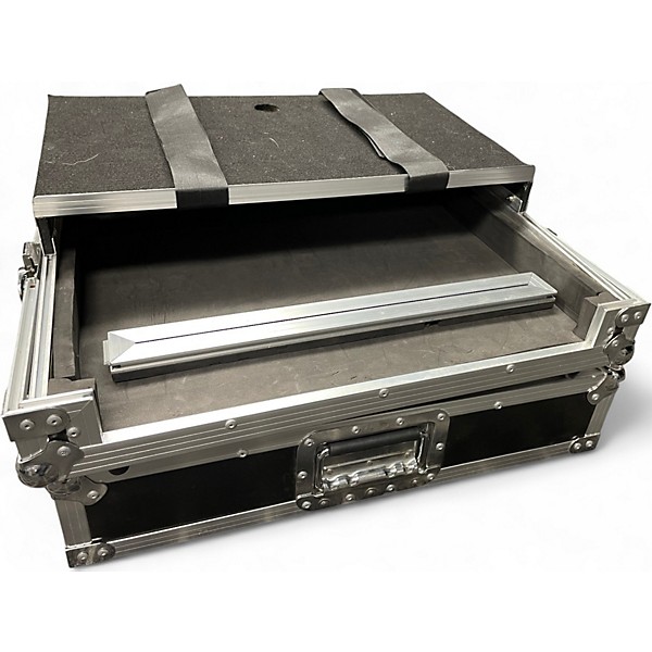 Used Native Instruments KONTROL S4 CASE Mixer Case | Guitar