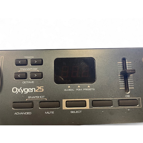 Used M-Audio Oxygen 25 Key MIDI Controller