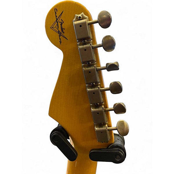 Used Fender CUSTOM SHOP '63 STRATOCASTER RELIC Olympic White Solid Body Electric Guitar