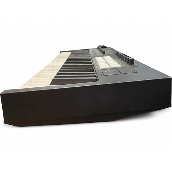 Used Novation Launchkey 49 Key MIDI Controller | Guitar Center