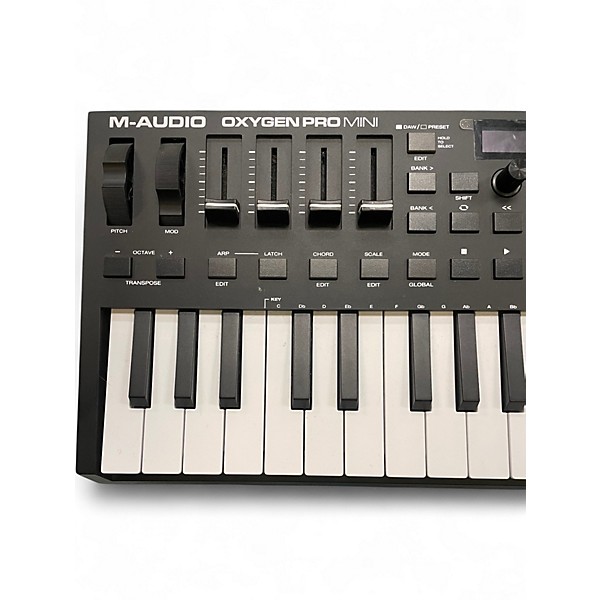 DTM・DAW M-AUDIO Oxygen Pro Mini MAudioOxygenProMini_01-Uc.