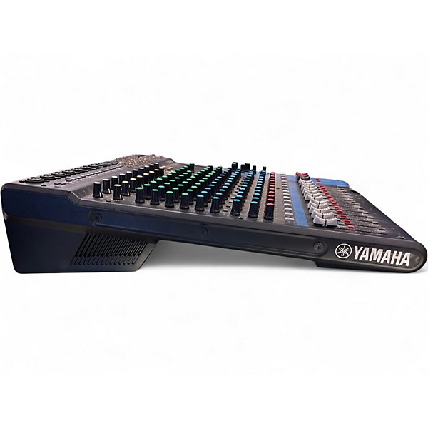 Used Yamaha mg16 Powered Mixer