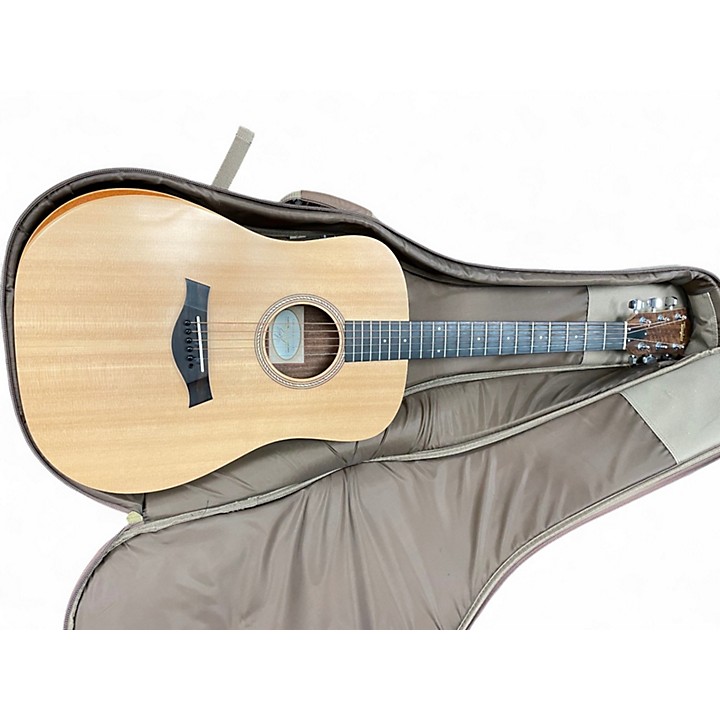 Taylor エレアコ　Academy 10e Taylor Academy 10e Dreadnought Acoustic-Electric Natural