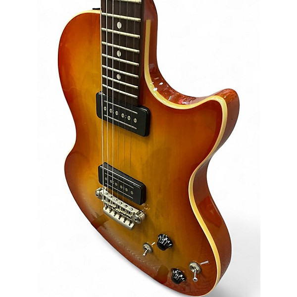 Used VOX SSC33 2 Color Sunburst Solid Body Electric Guitar