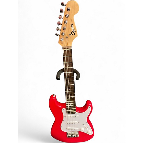 Squier miniレッド Squier Mini Stratocaster Electric Guitar - Dakota Red