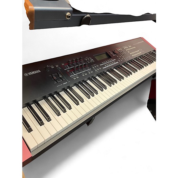 Used Yamaha MOXF8 88 Key Keyboard Workstation